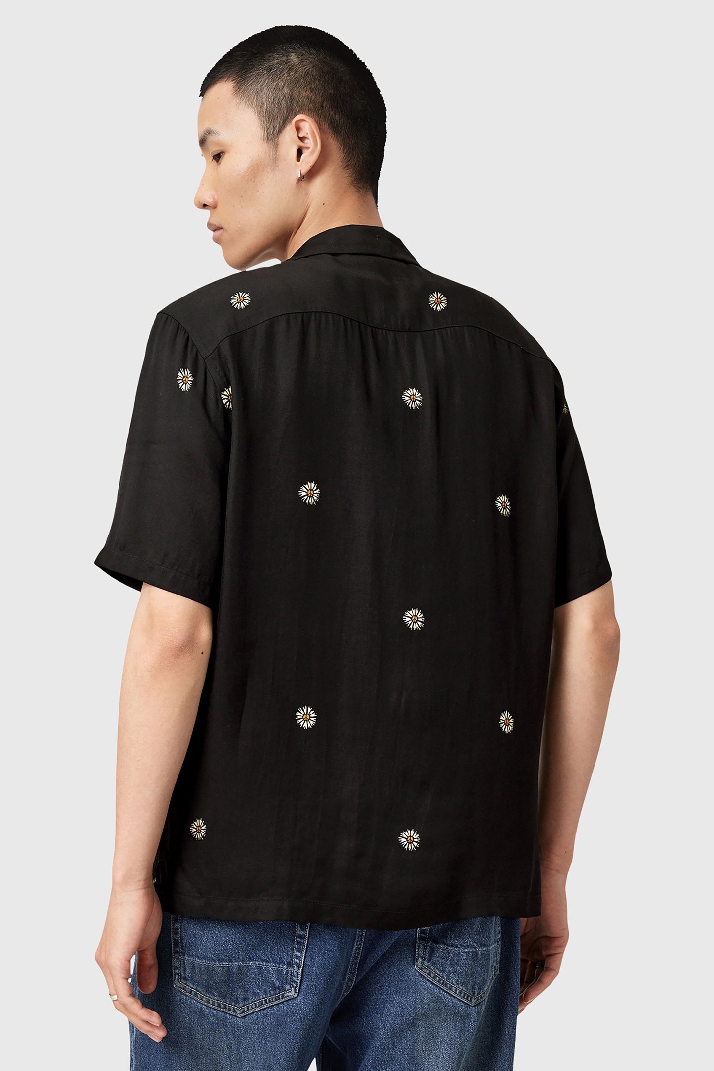 FLEUR PEACE SS SHIRT JET BLACK 4
