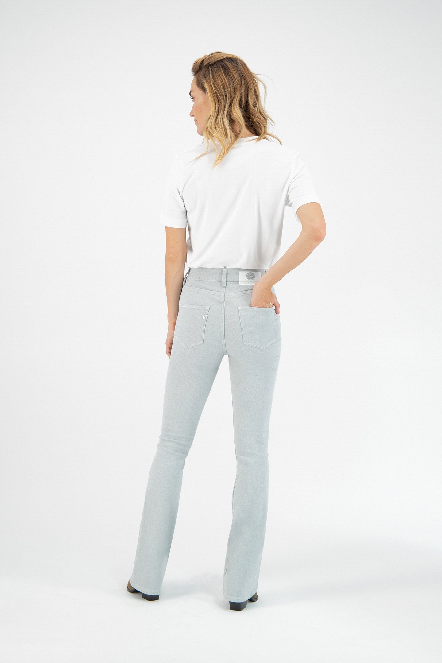 FLARED HAZEN UNDYED 4