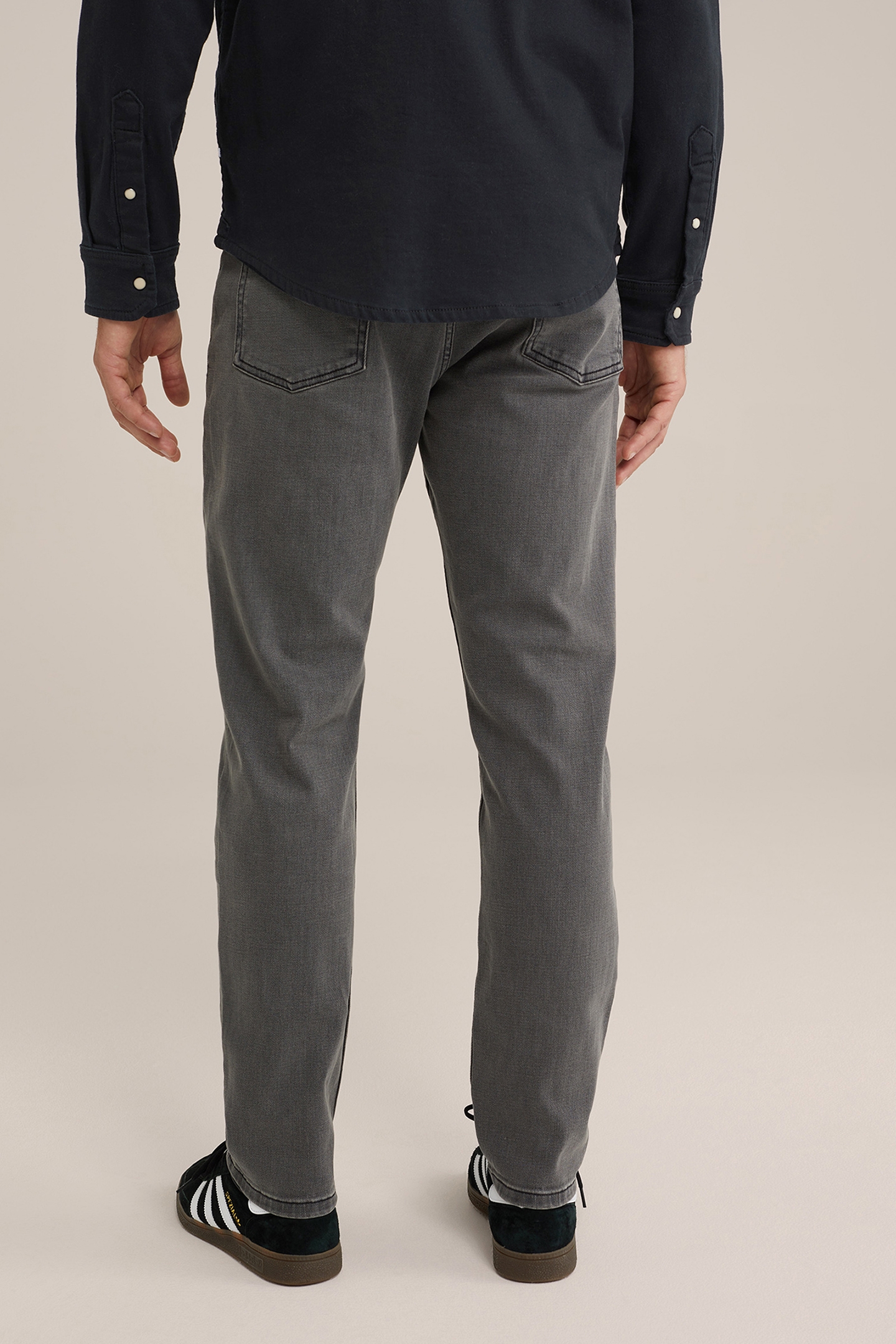 5-POCKET MID WAIST LIGHT GREY 2