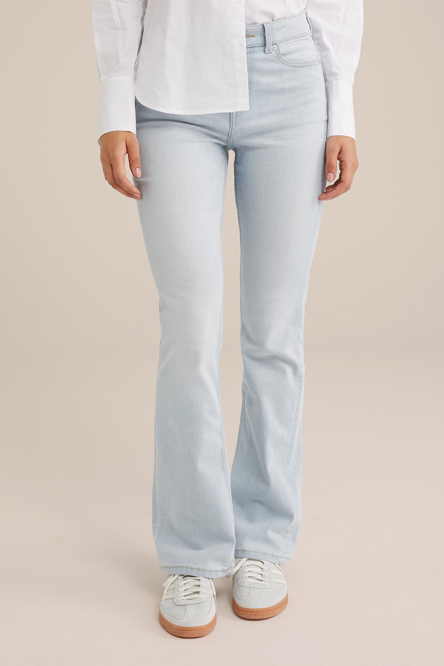 5-POCKET MID WAIST LIGHT BLUE 1