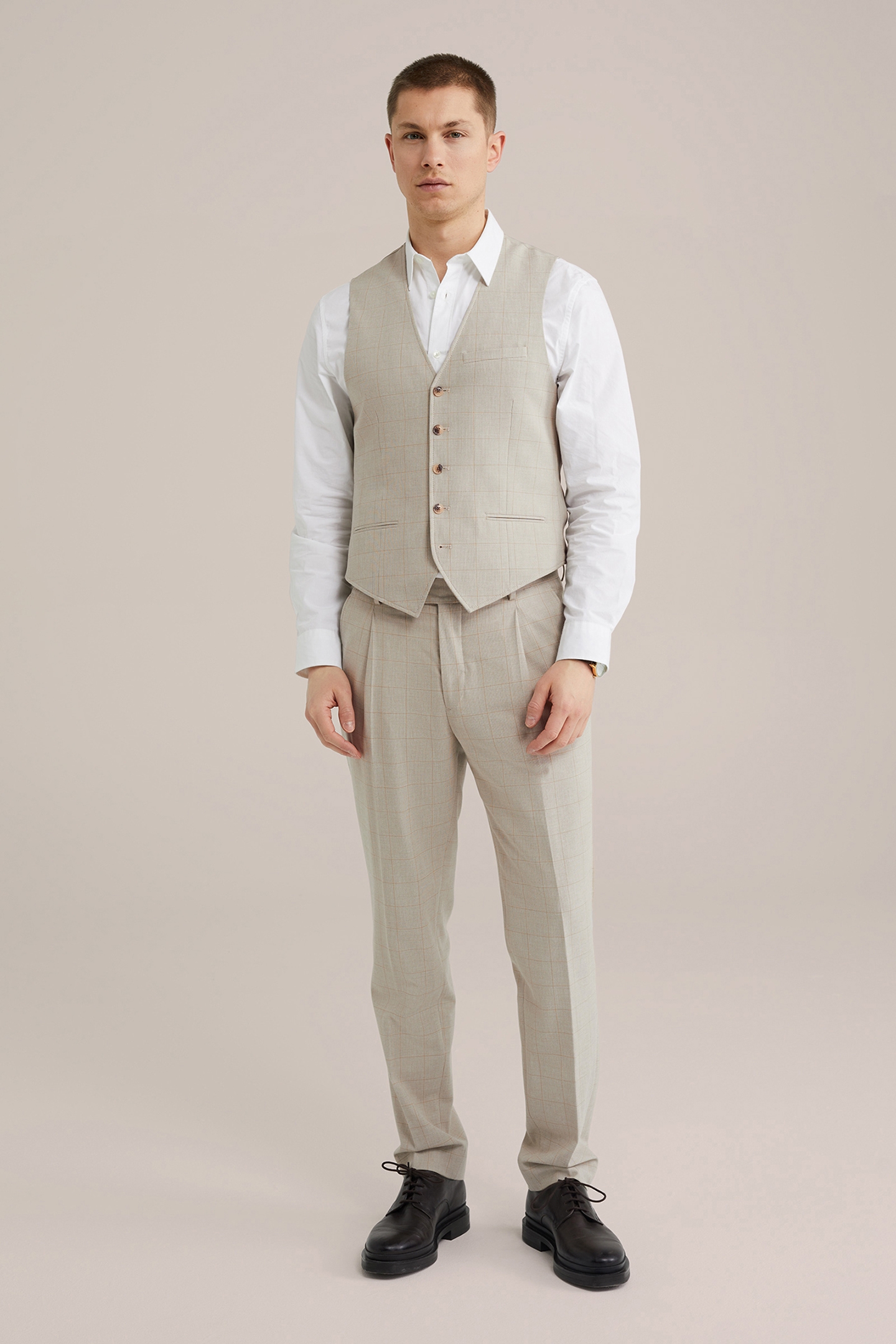 WAISTCOAT BEIGE 3