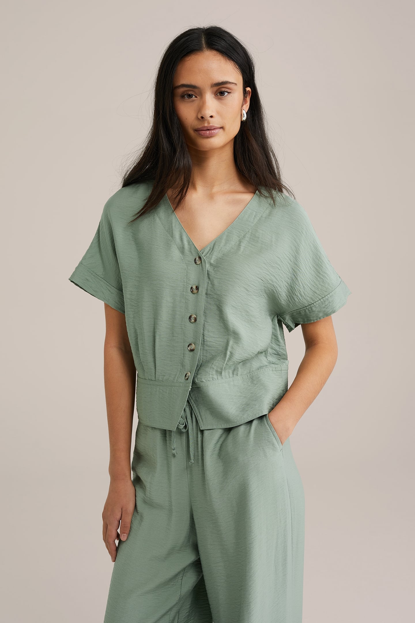 BLOUSE LIGHT GREEN 1