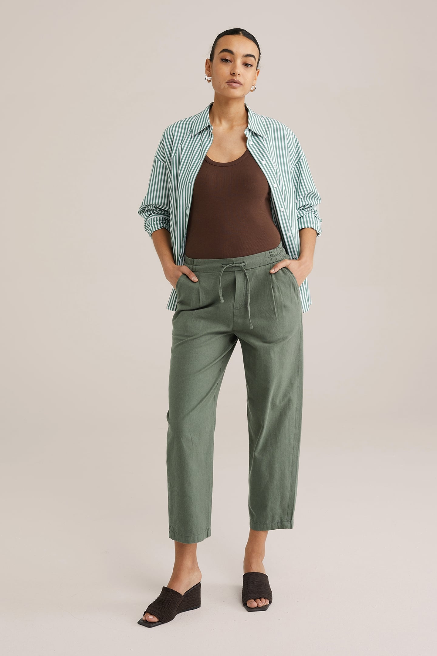 TROUSER DARK GREEN 3