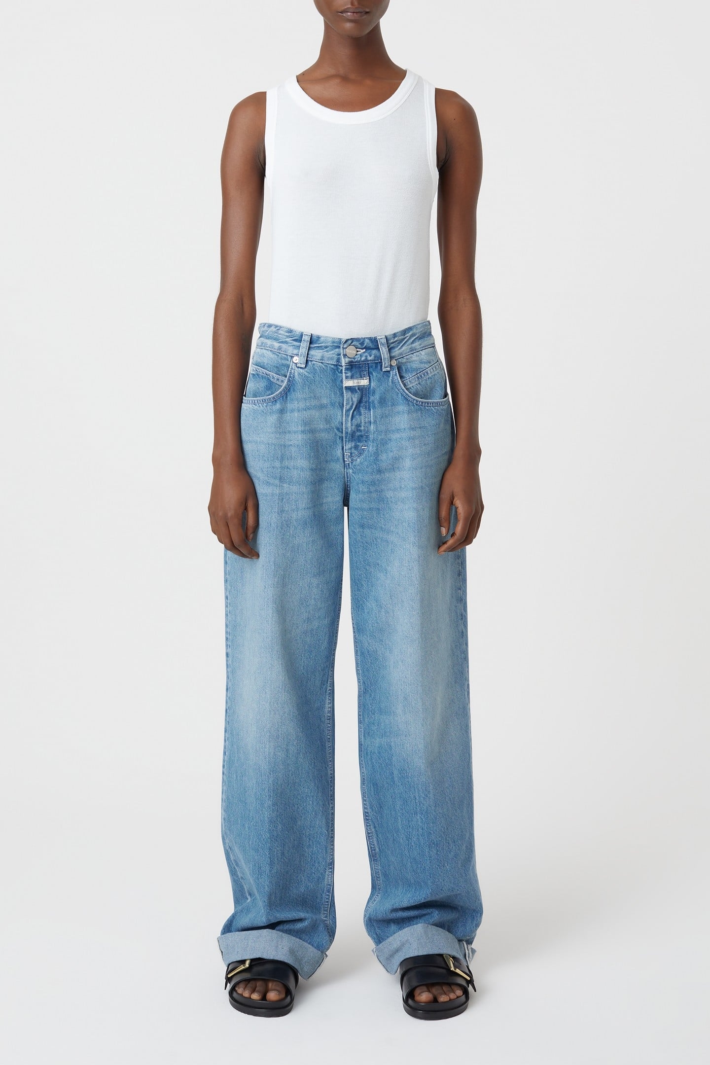 NIKKA JEANS MID BLUE 4