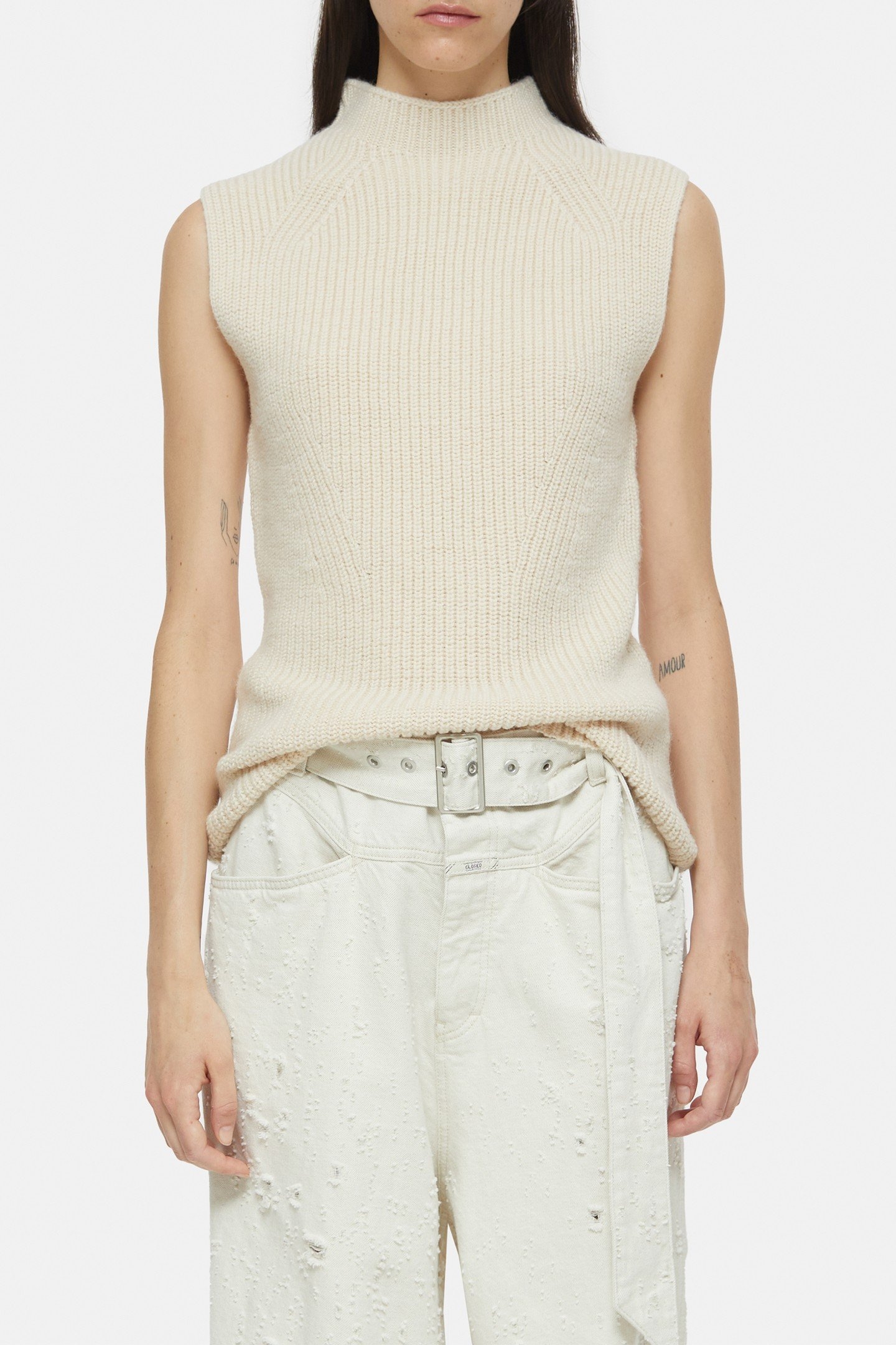 TURTLE NECK VEST KNITS IVORY 3