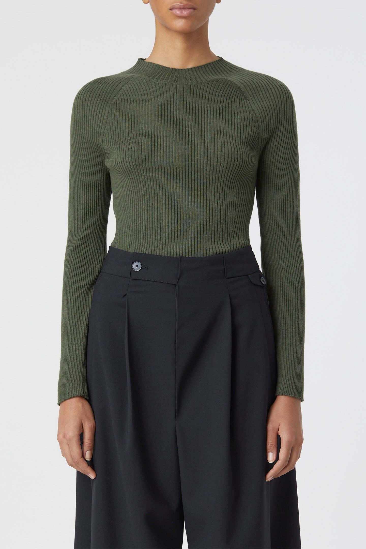 CREW NECK LONG SLEEVE KNITS ARMY GREEN 3