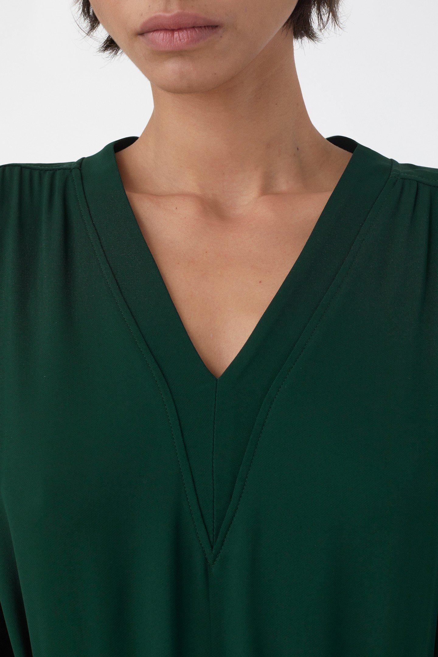 BELTED V NECK DRESS FERN GREEN 4