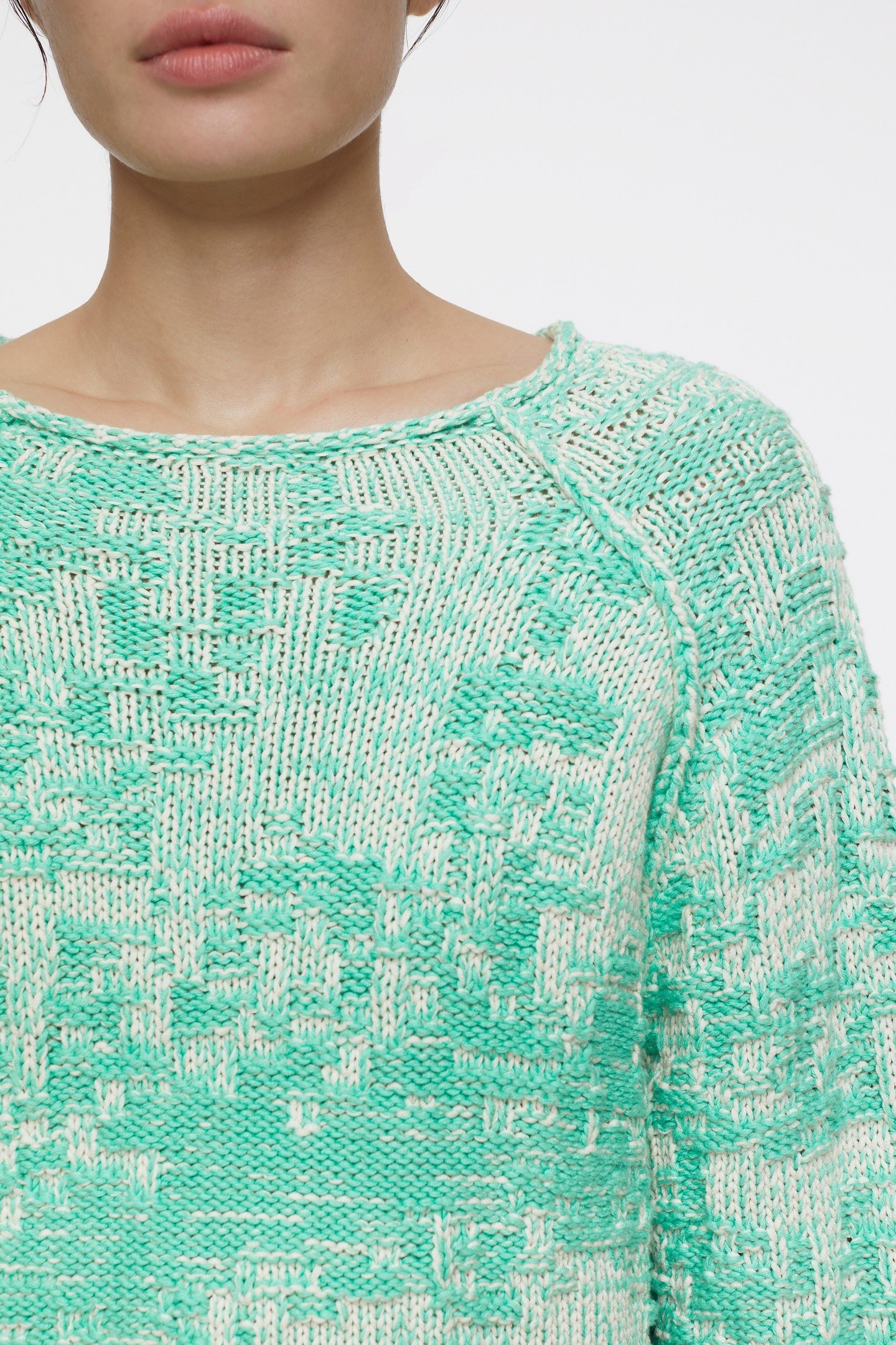 CREW NECK LONG SLEEVE KNITS GREEN KICK 5