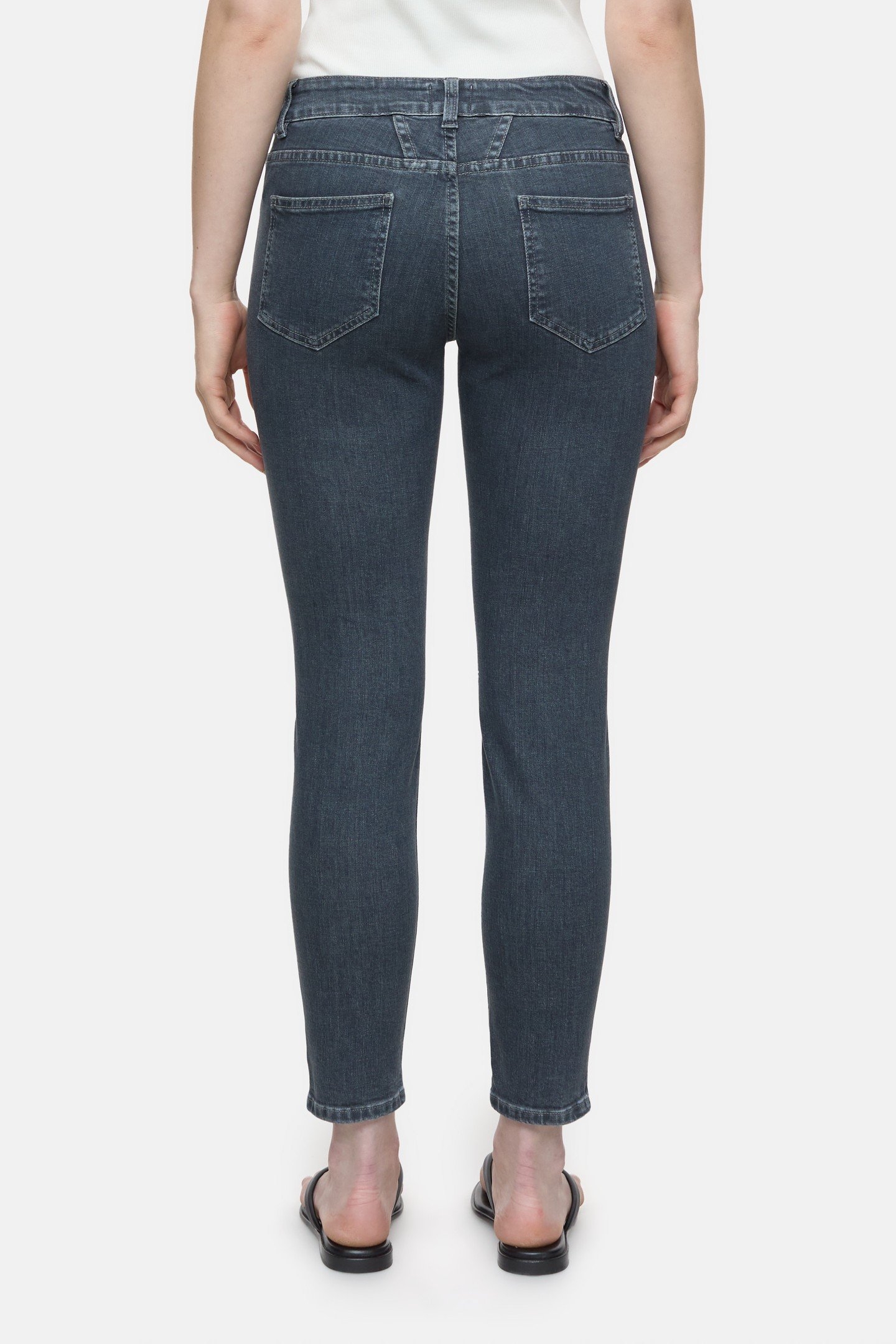 BAKER JEANS MID GREY 4