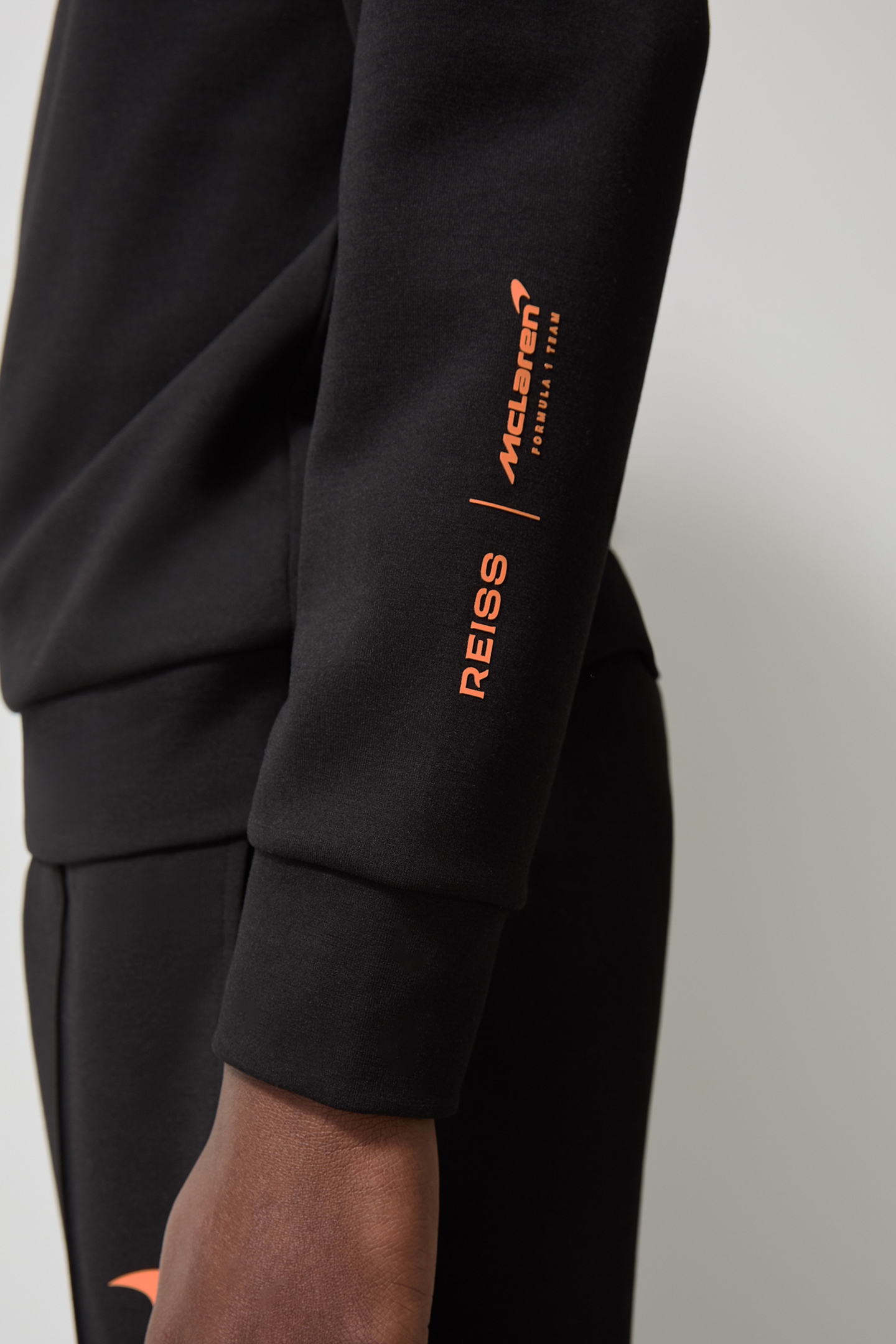 LS JERSEY INTERLOCK SPEEDMARK HOODIE BLACK 5