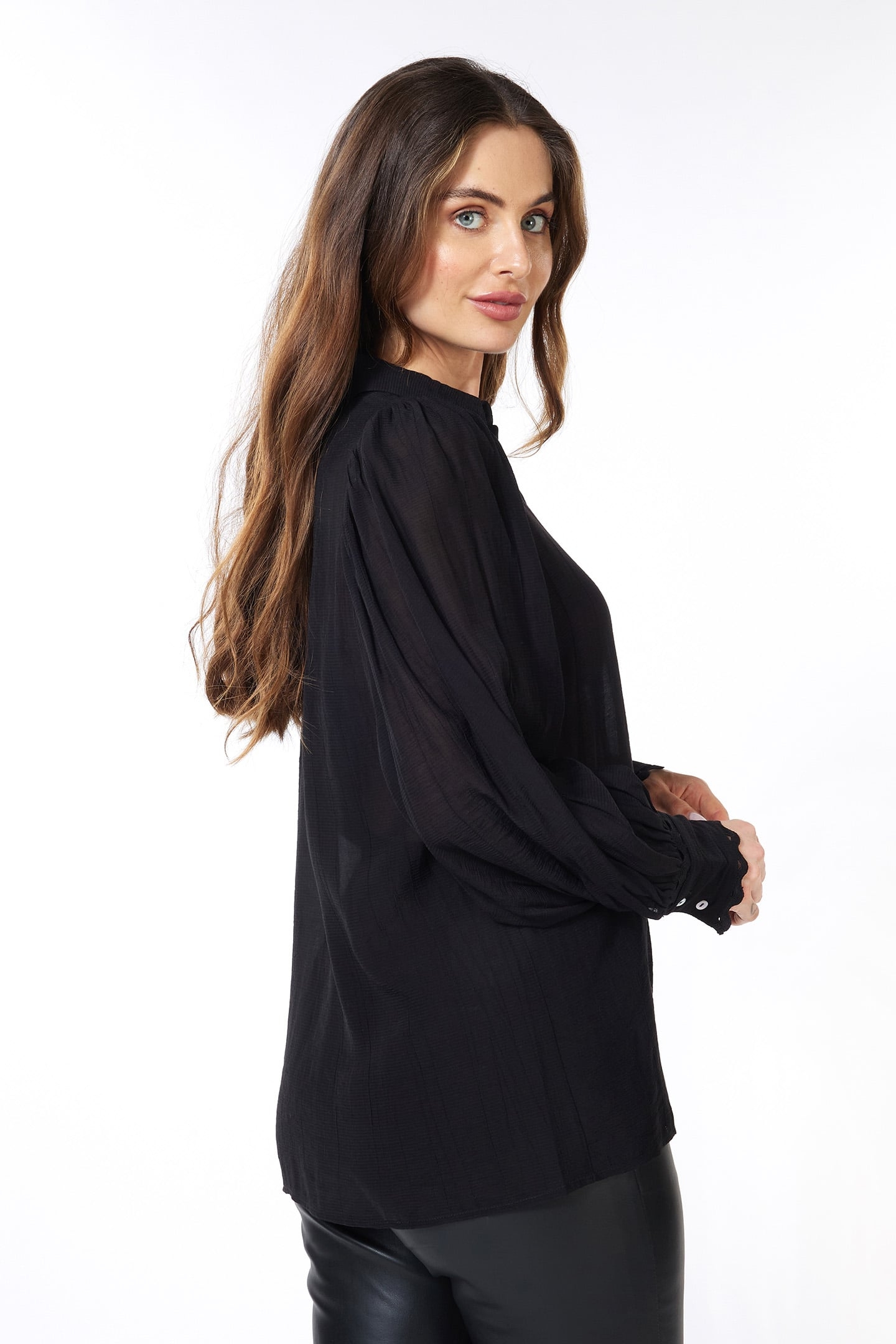 BLOUSE PUFF SLVE BLACK 6