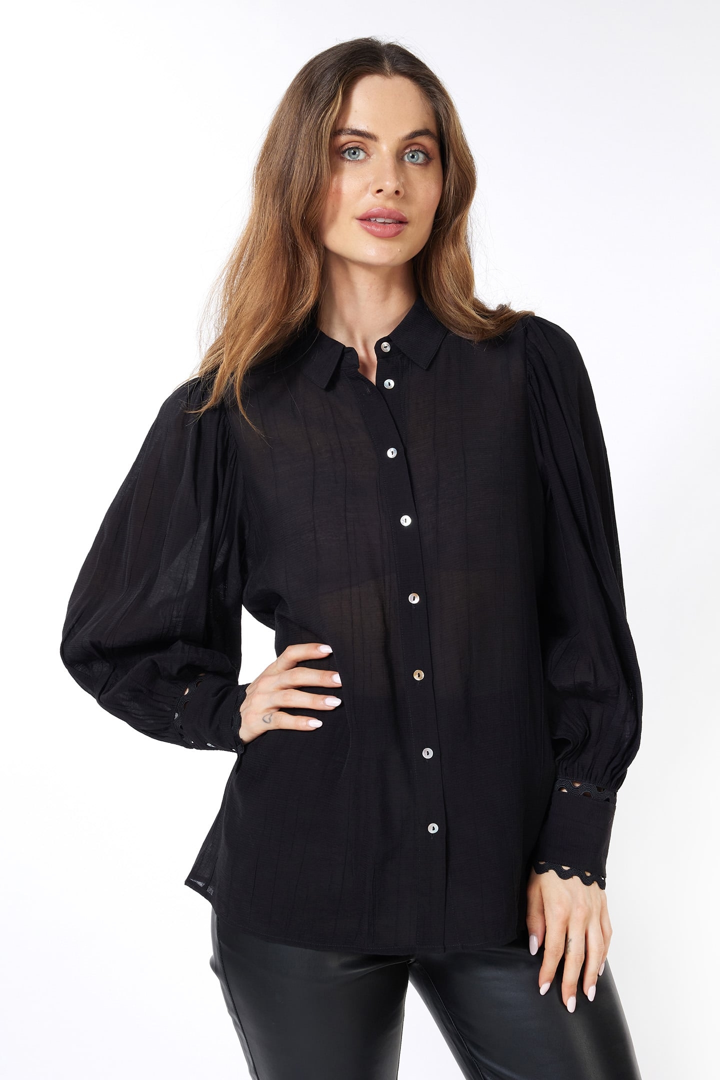 BLOUSE PUFF SLVE BLACK 1