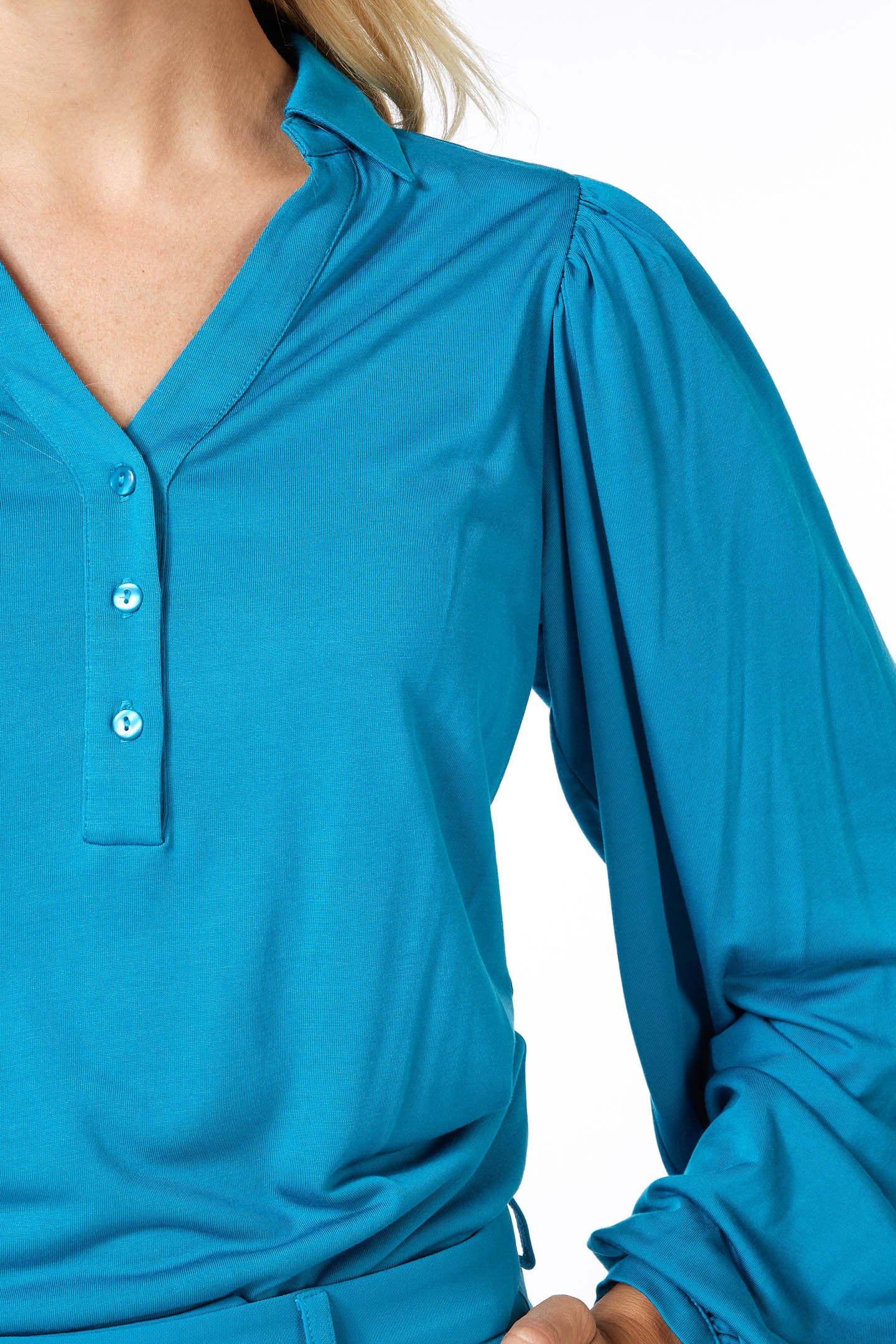 TOP MODAL V-NECK BUTTON PETROL 5