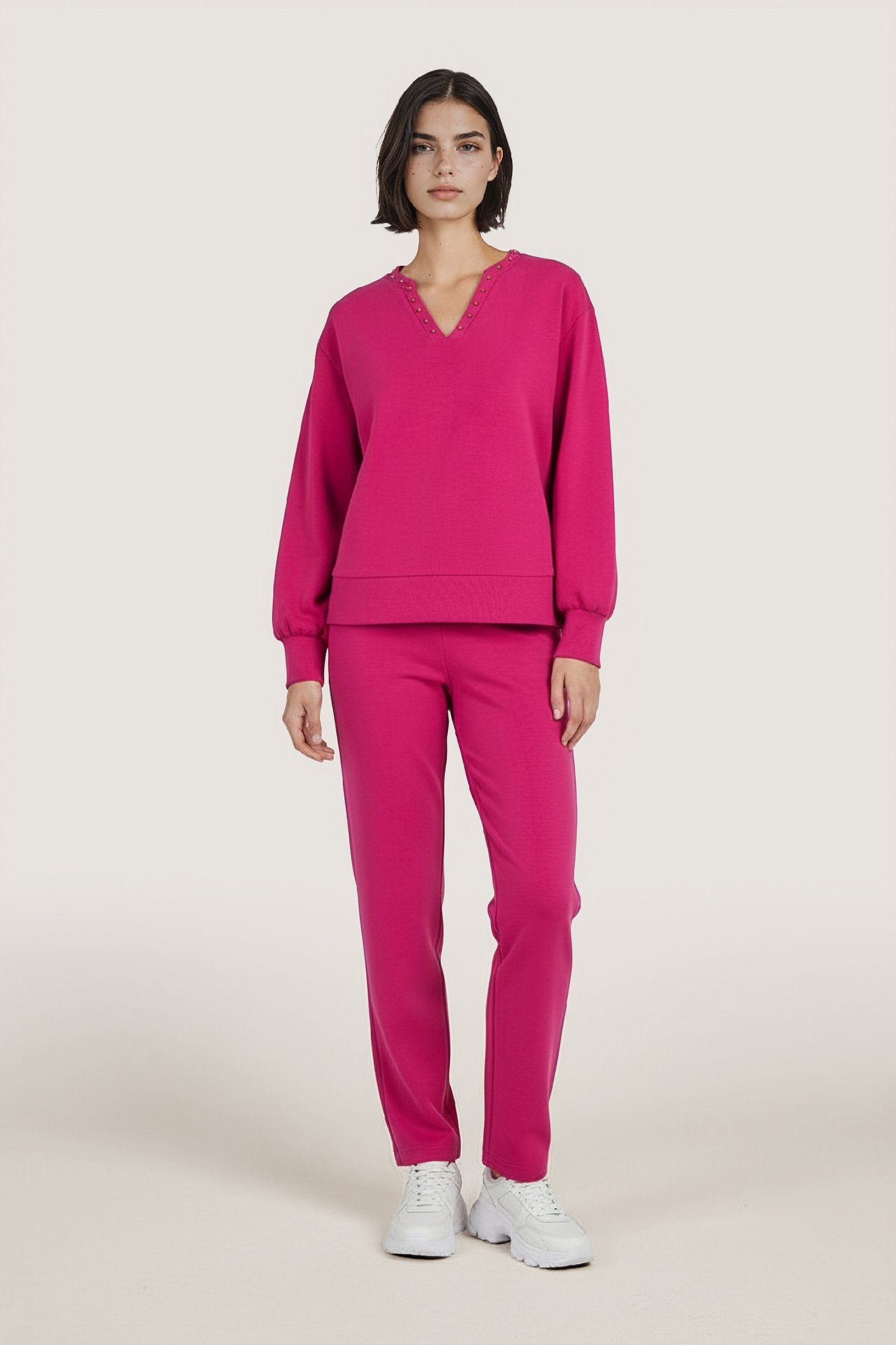 SWEATER “V” STUDS MODAL CERISE PINK 2