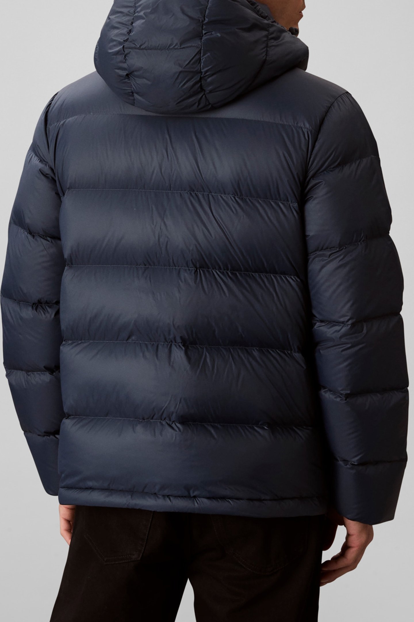 LONGSLEEVE NYLON ZIP OFF HOODIE INK 2