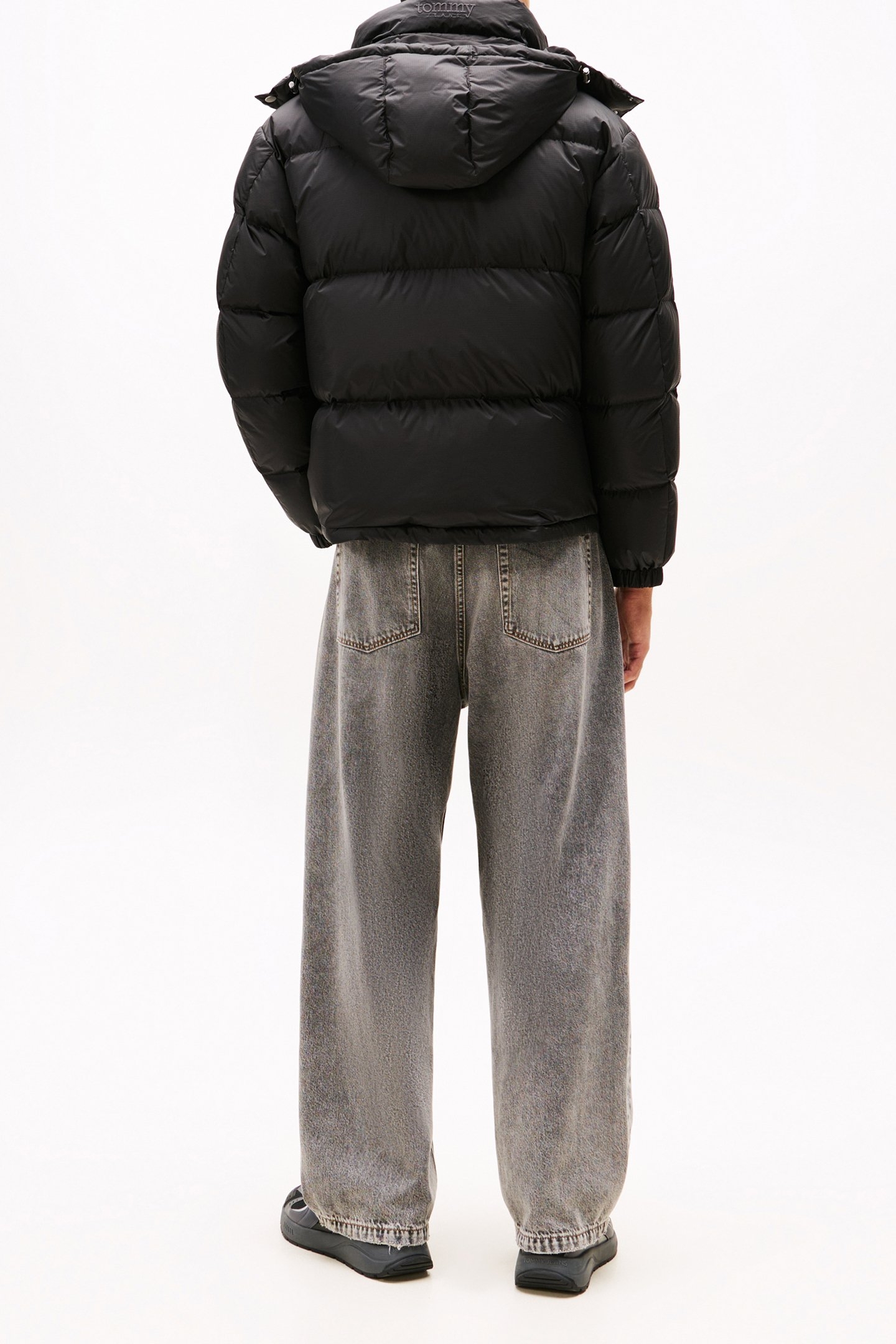 ALASKA DOWN PUFFER BLACK 4