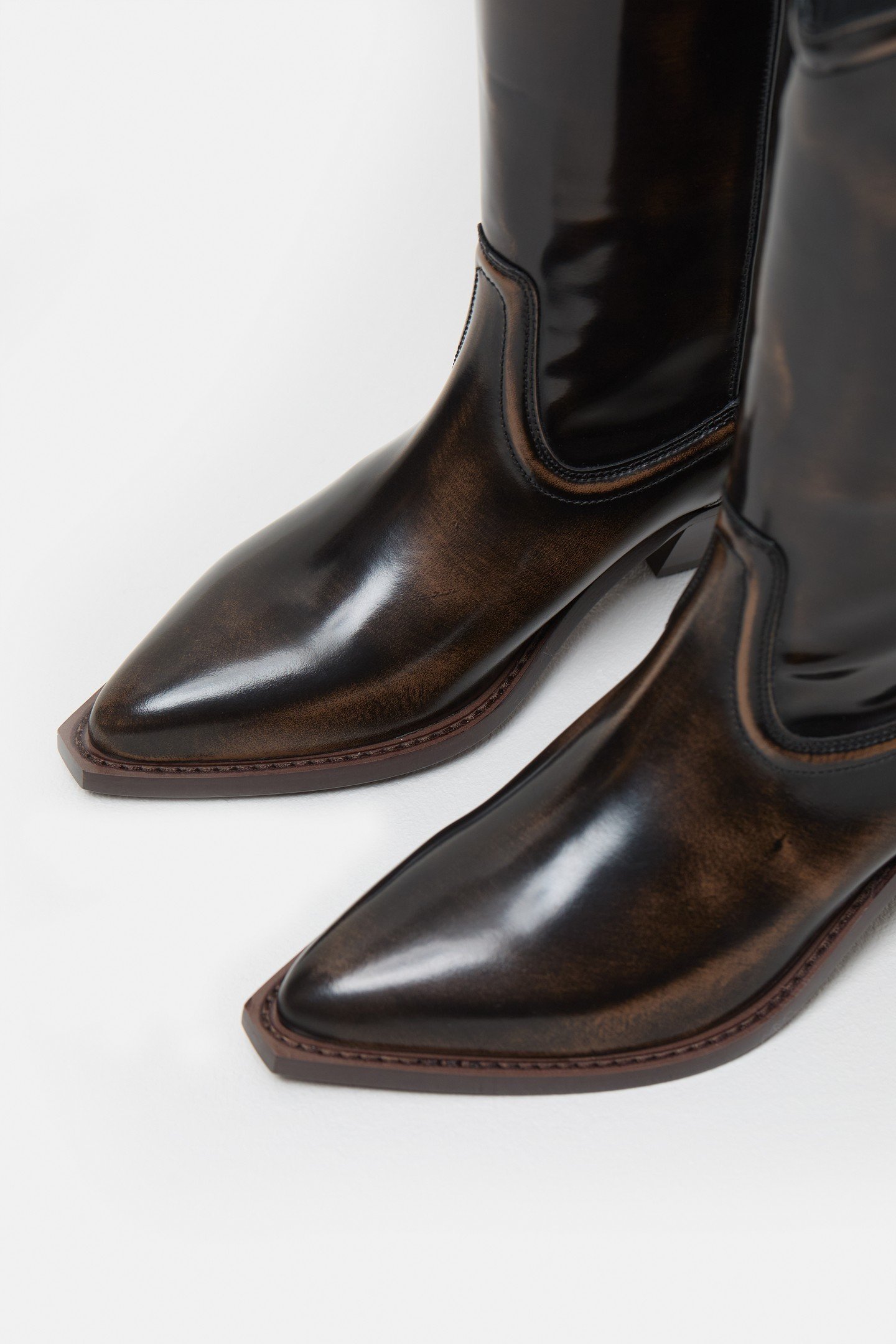 COWBOY BOOT SHOES IRISH COFFEE 2