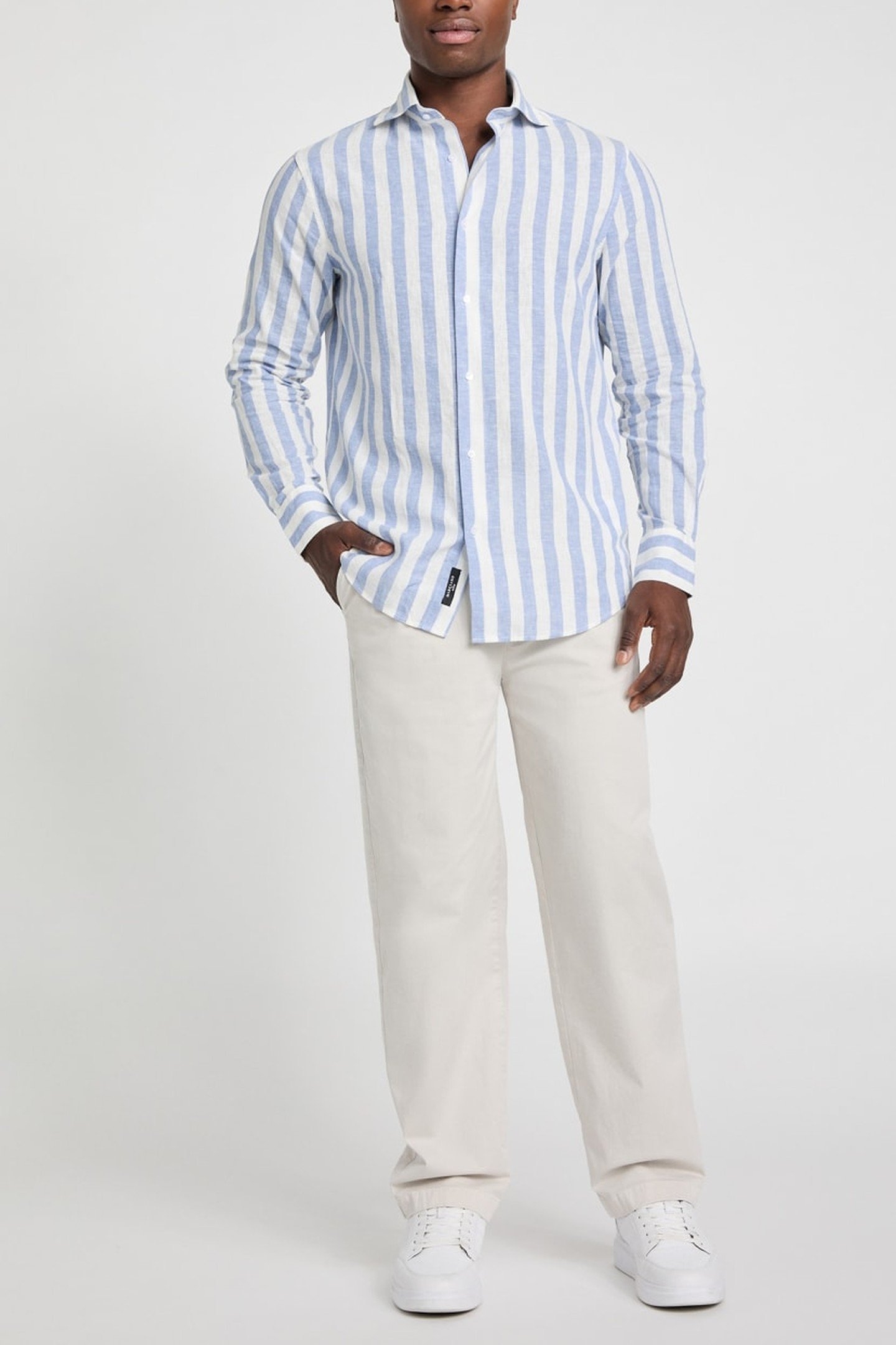 MARCIANO BY GUESS BILL FRENCH COLLAR R LIGHTBLUE & WHITE MI 1