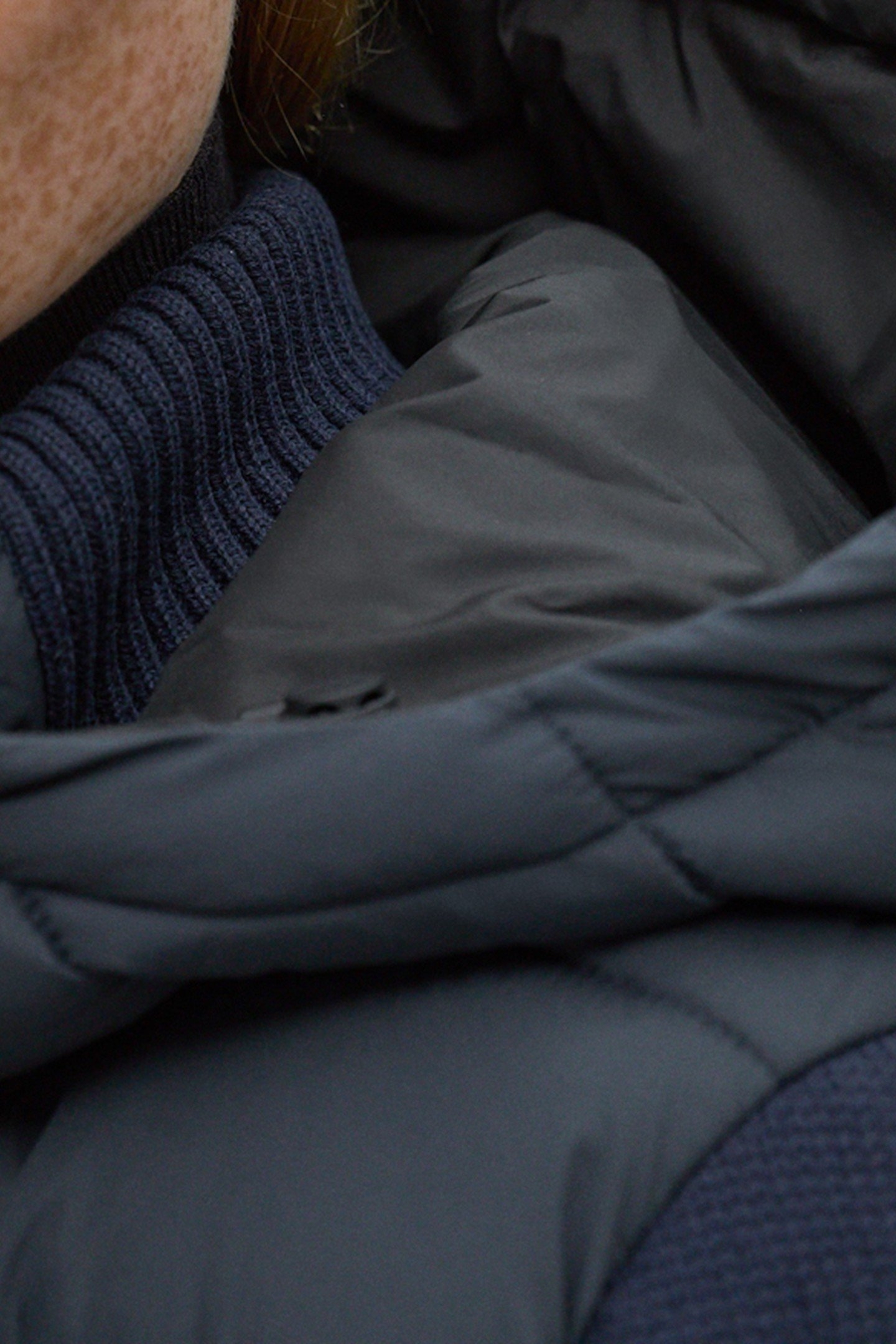 DENALIALF KNIT DEEP NAVY 4