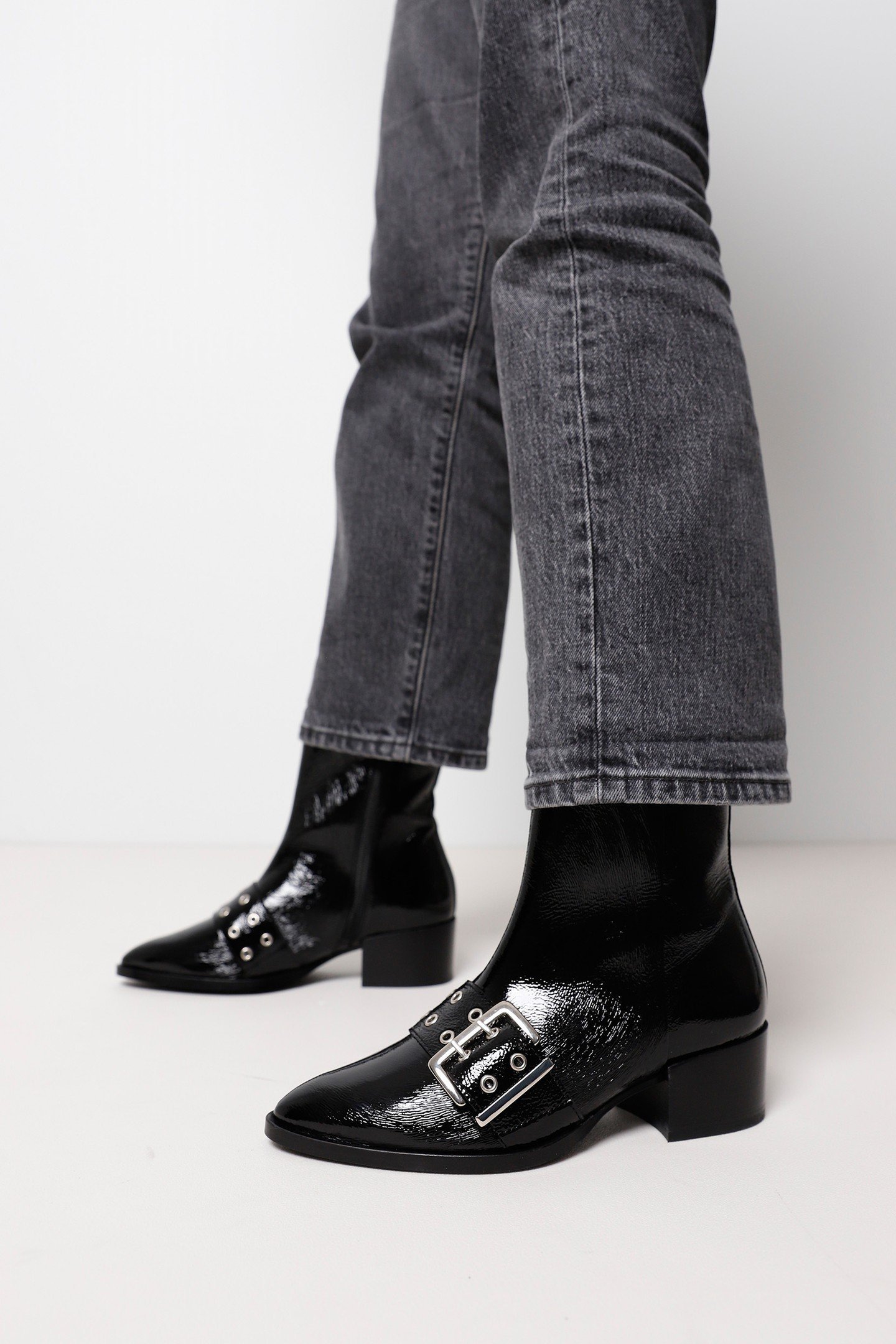 ROSE CAMDEN ANKLE BOOTS BLACK 3