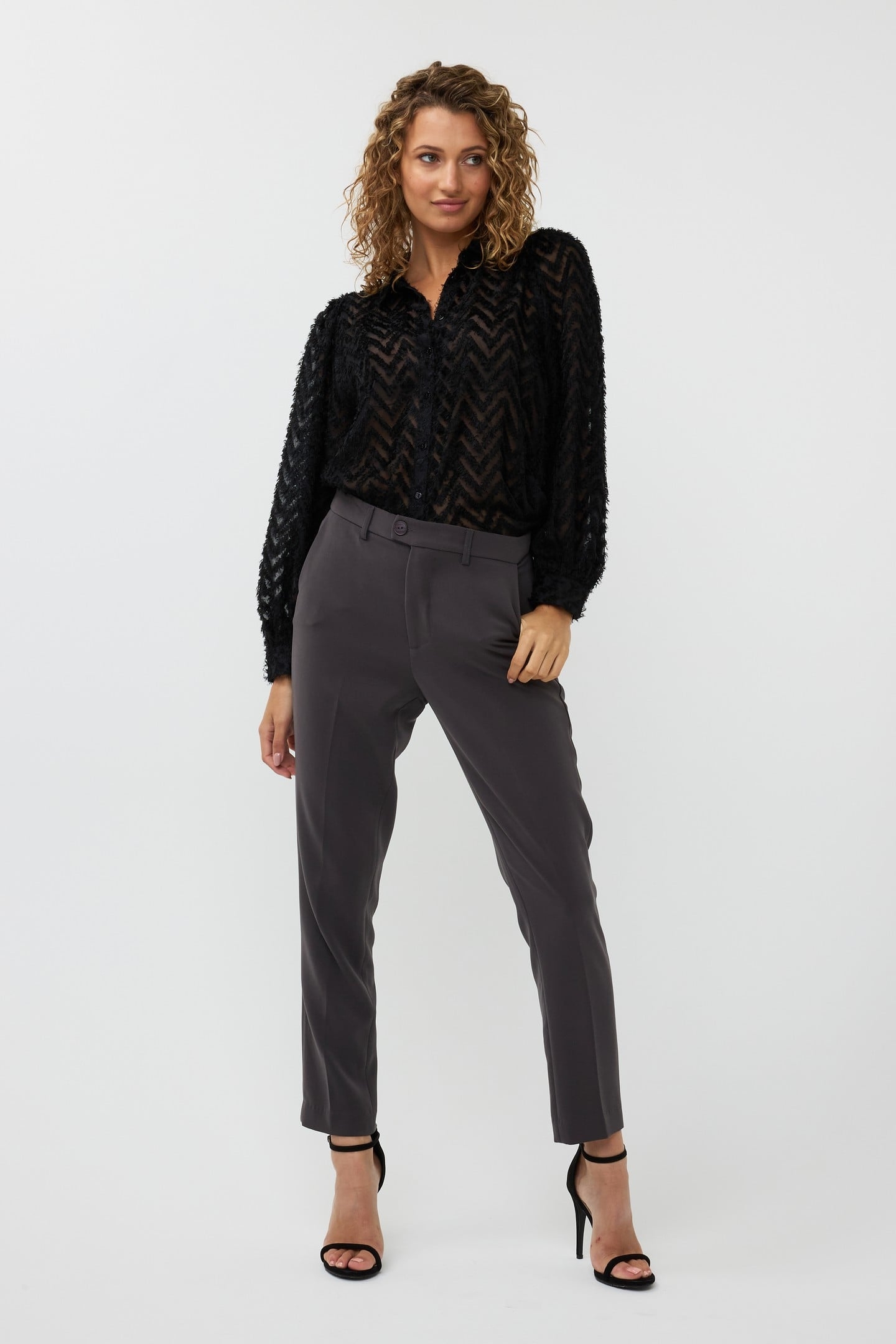 BLOUSE BASIC FLUFFY PLUMETIS BLACK 1