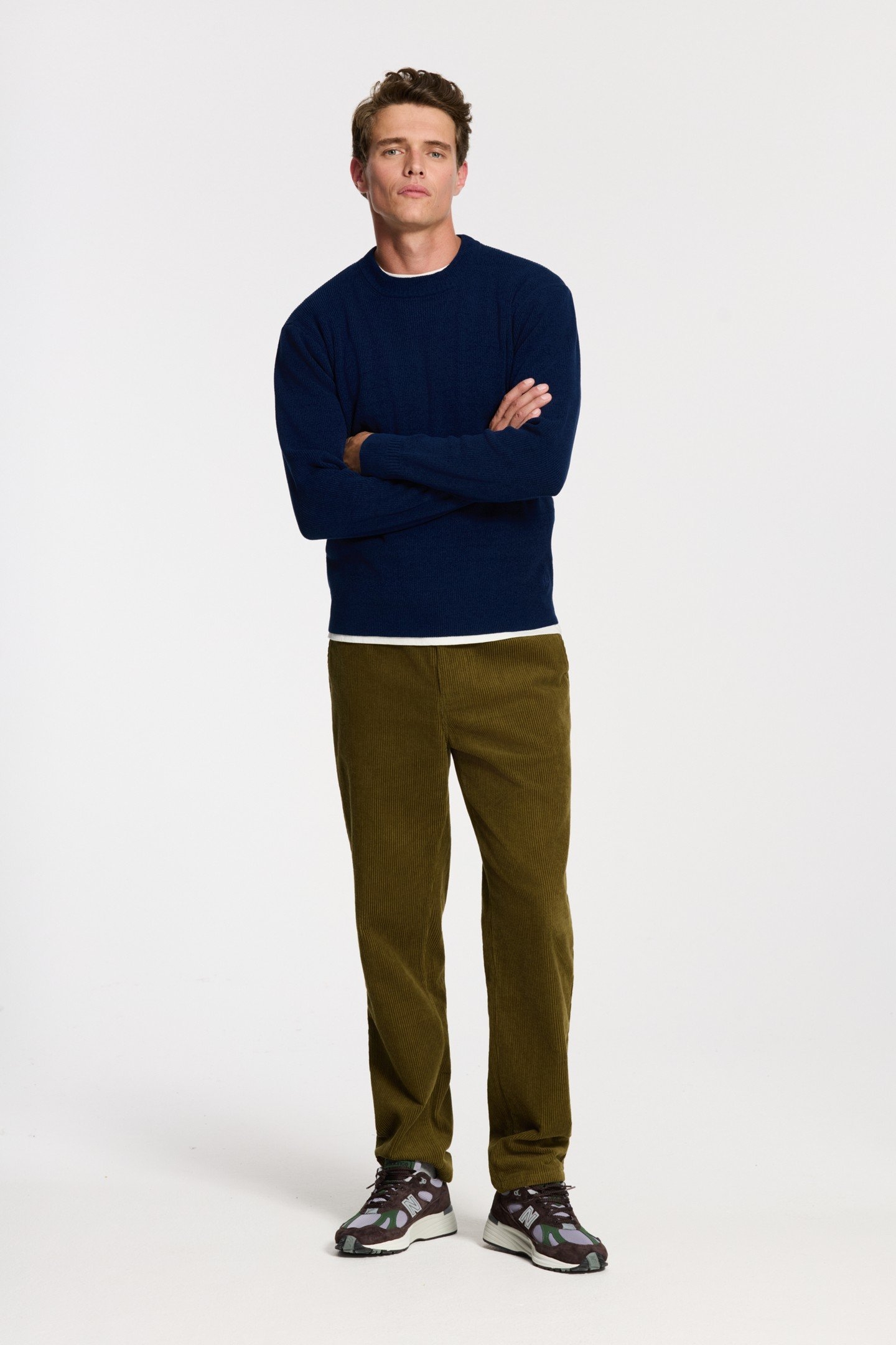ALAN CORDUROY STRAIGHT FIT TROUSERS GREEN OLIVE 2