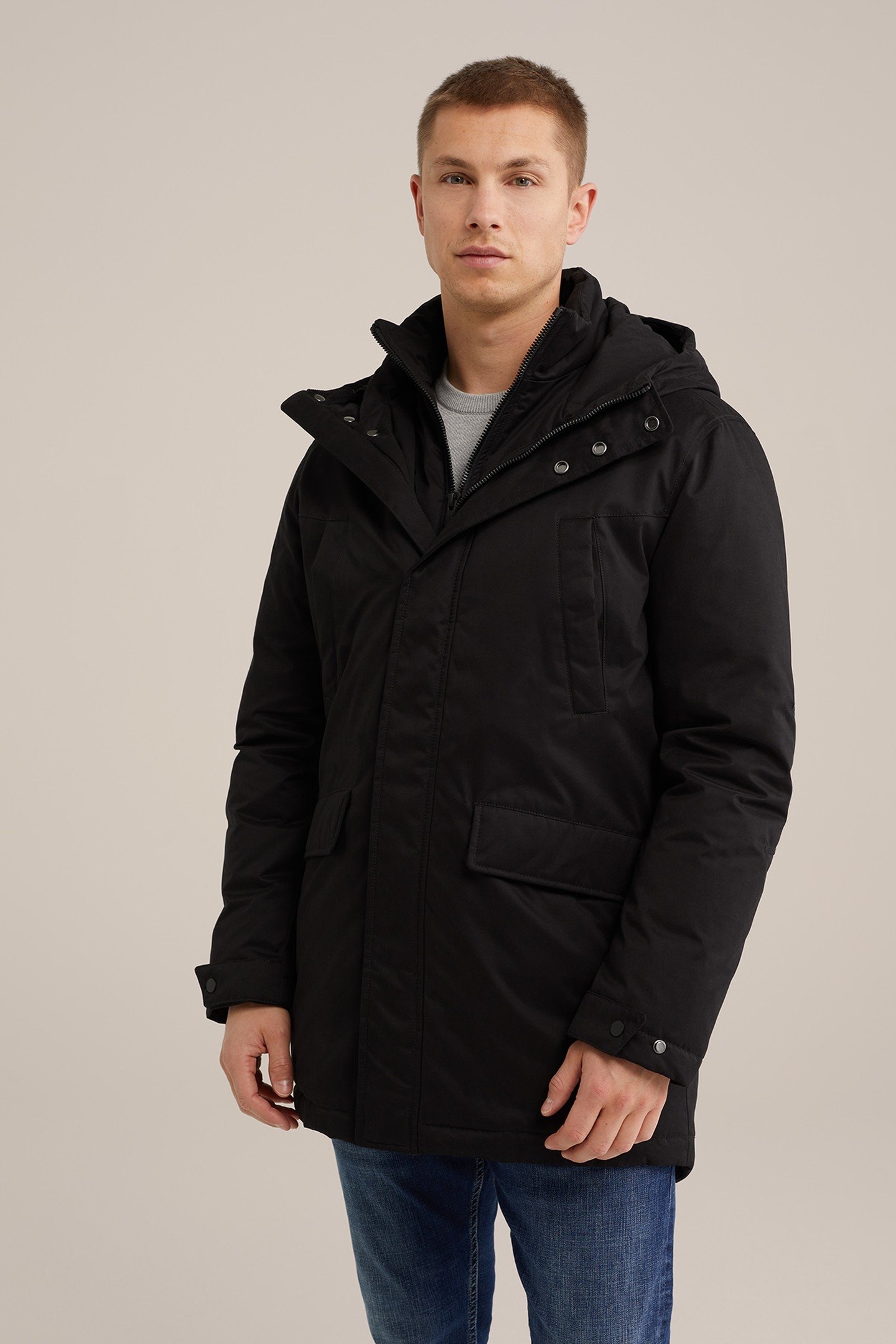 PARKA BLACK 2