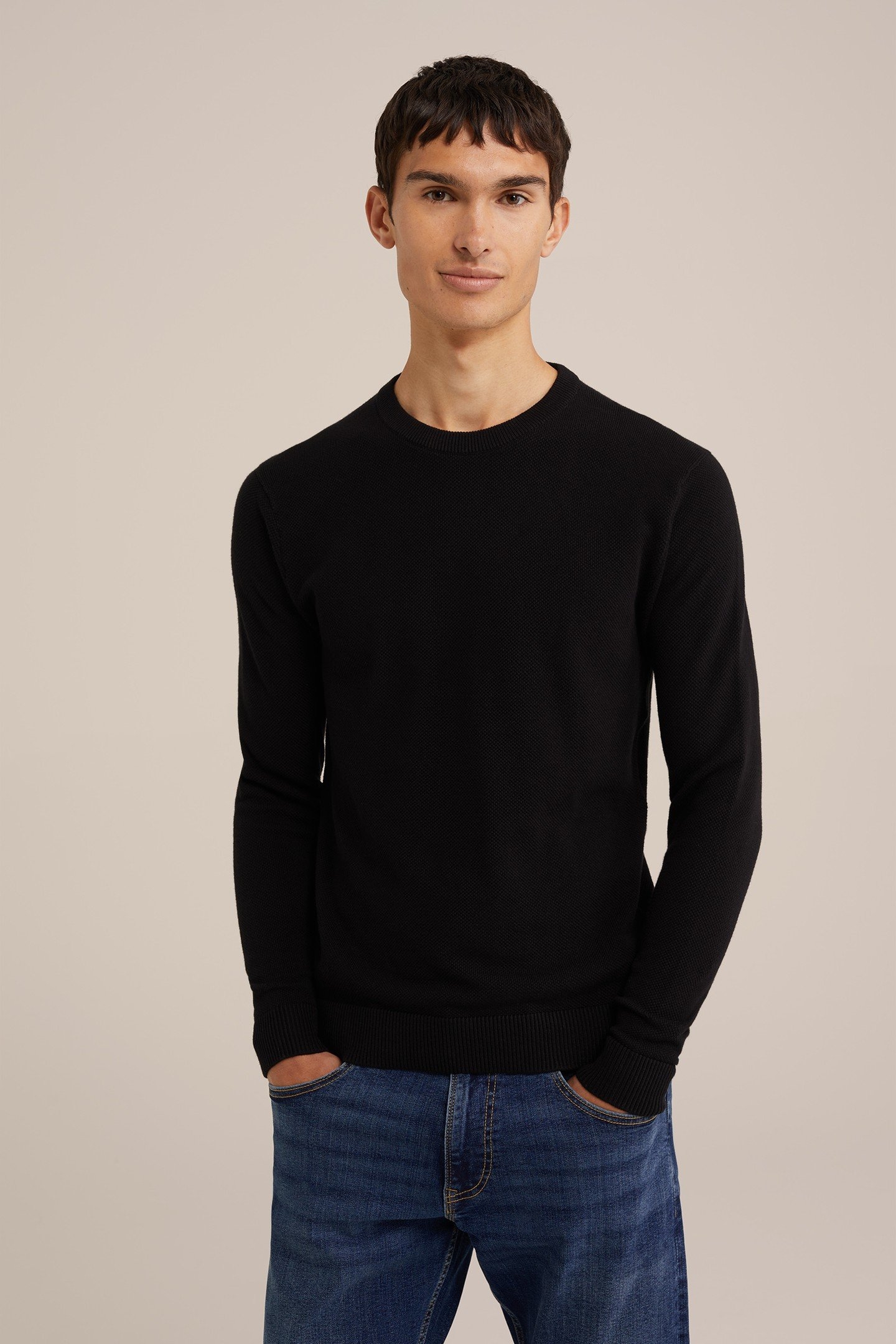 PULLOVER BLACK 2