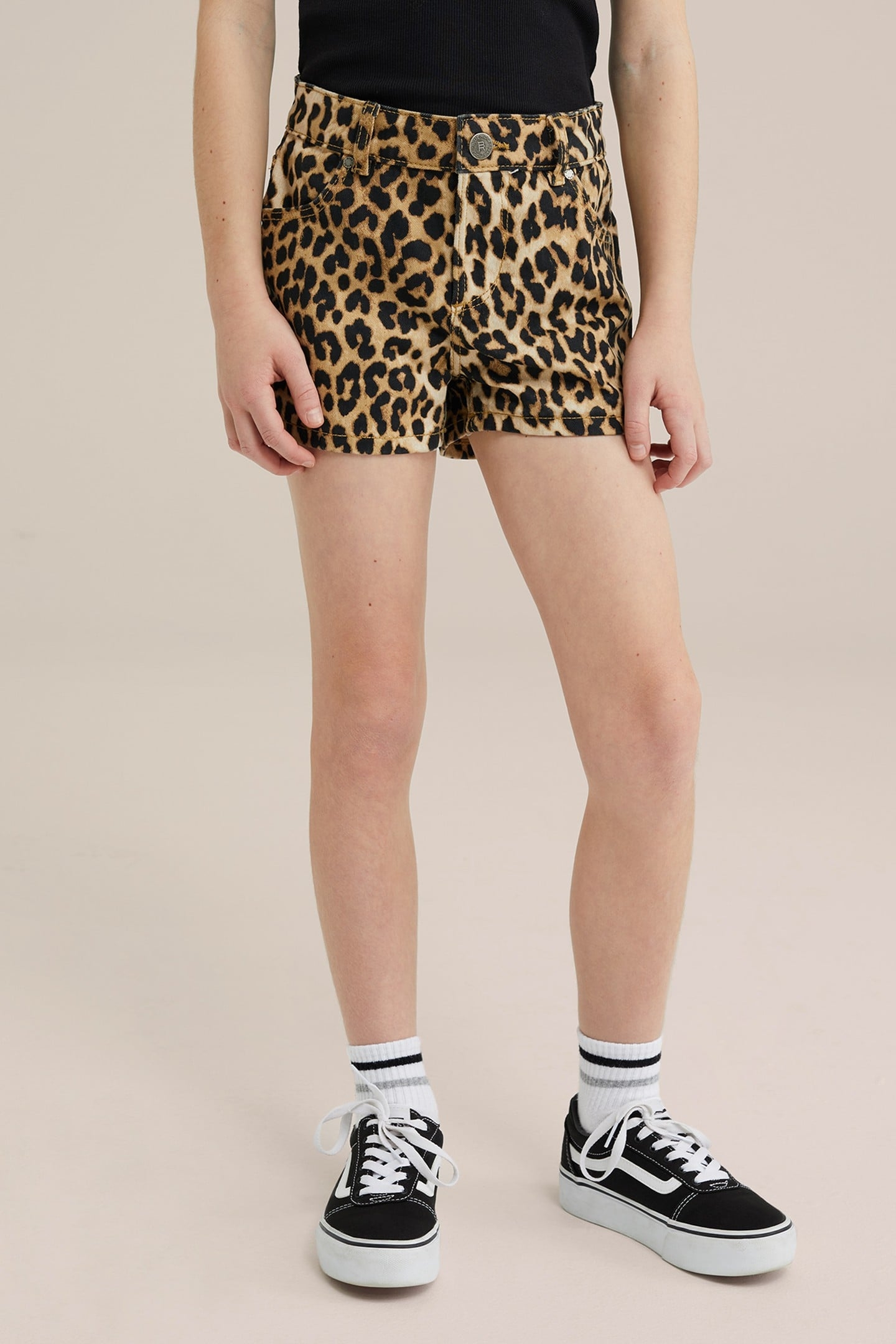 GIRLS SHORT YELLOW 1