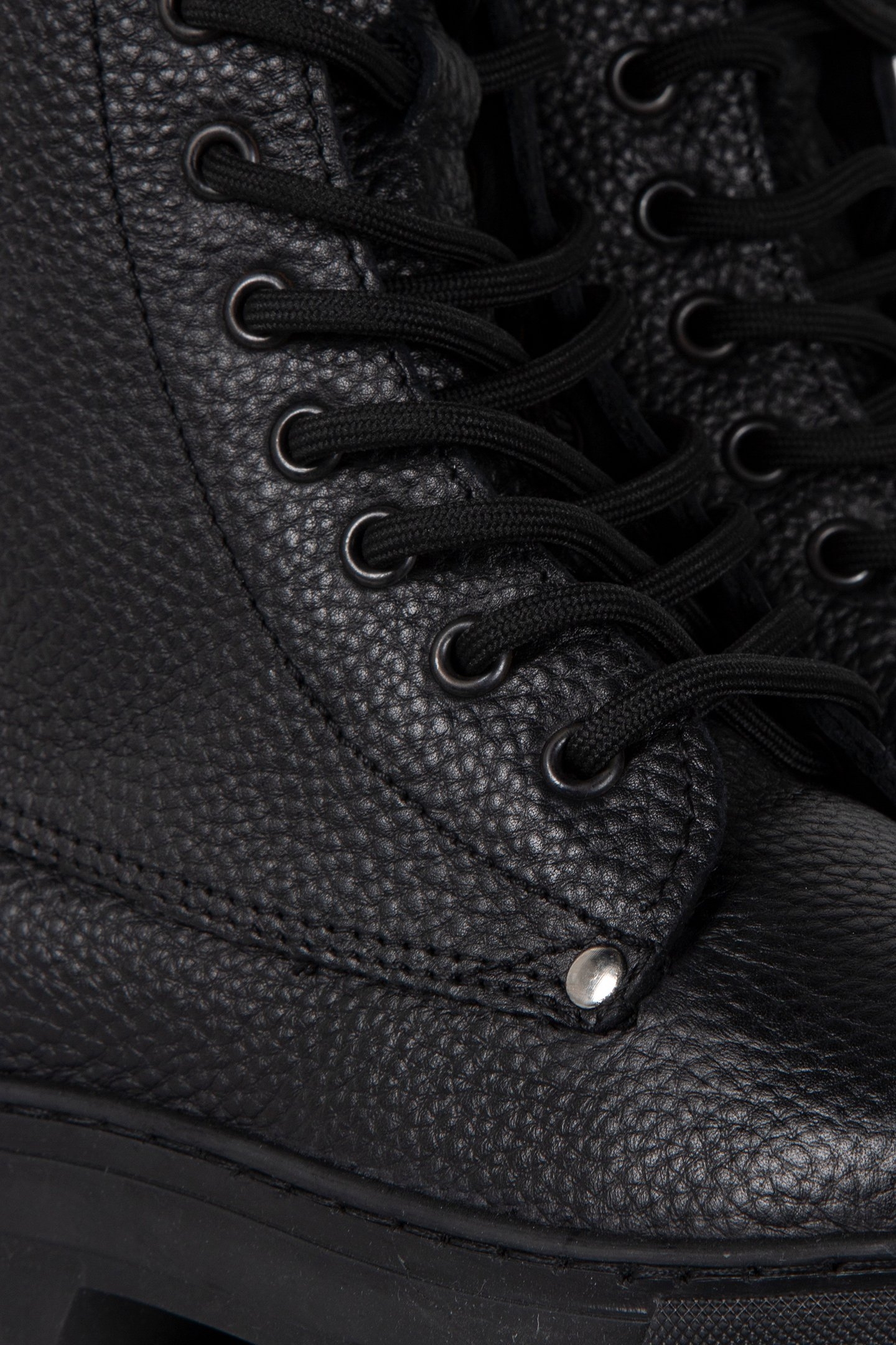 BOKINA BLACK EMBOSSED 4