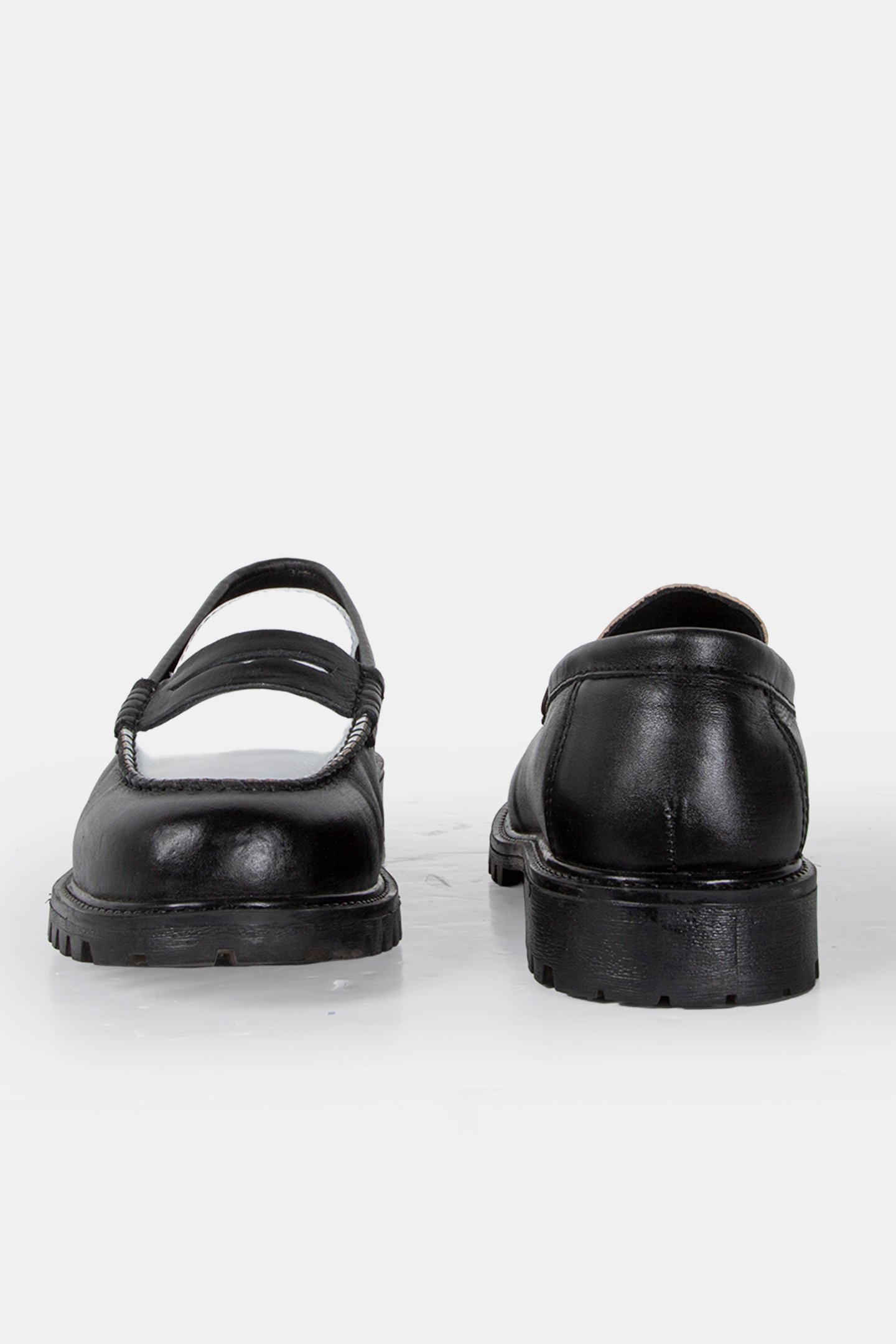 SANTI WHITE WAXY LOAFER 3