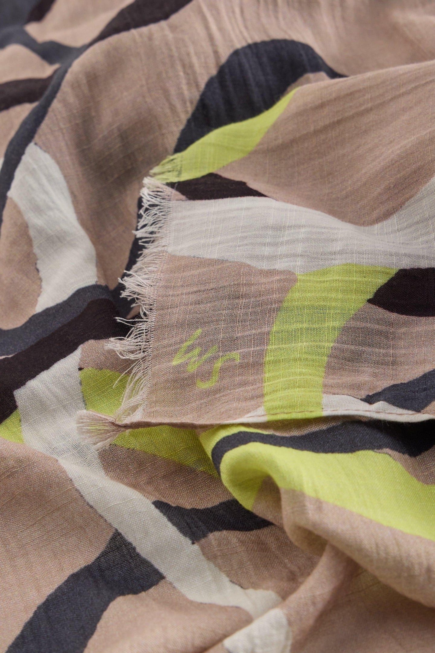 RIBBON SWIRL SCARF NATURAL MULTI 3