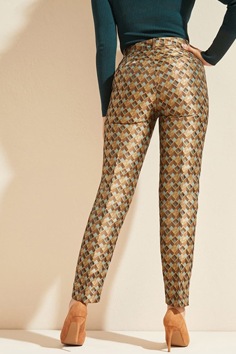 GENESIS CHINO GEOMETRIC LOGO COMBO 2