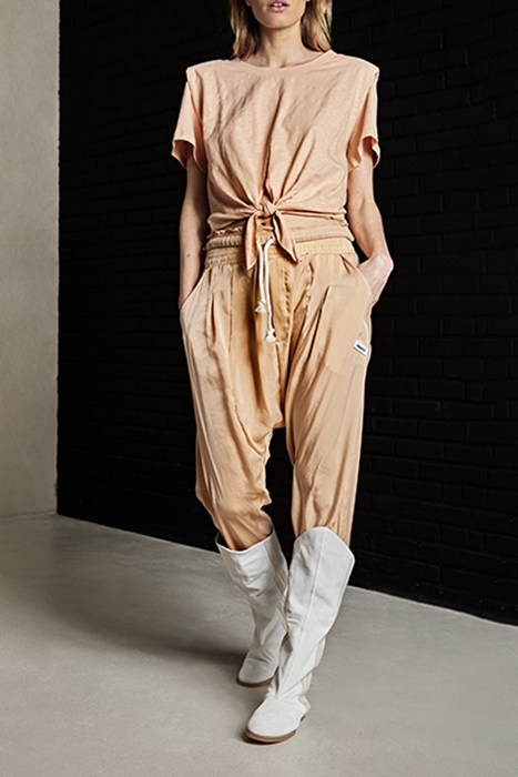 PADDED KNOTTED TEE TUSCANY 3