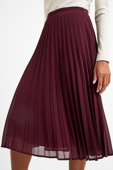 PLEAT PLUM 2