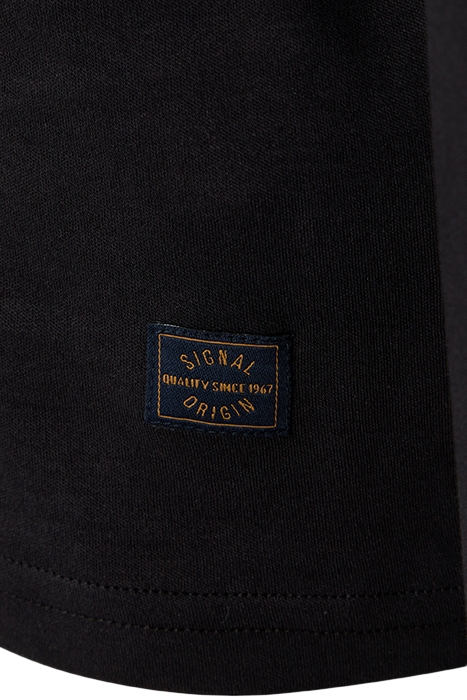 OSWALD SINGLE + BLACK 2