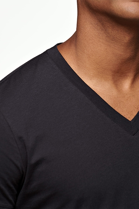 NAVY V-NECK T-SHIRT 5