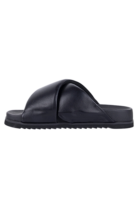 SAKI SANDAL BLACK 3