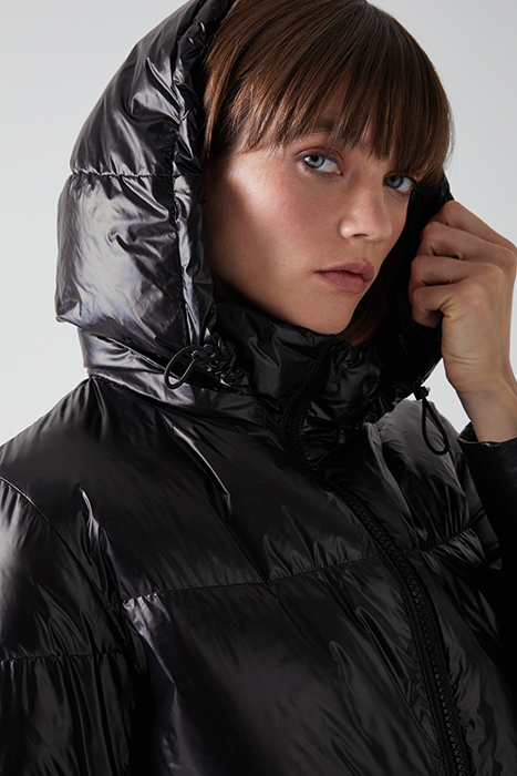 AVORIAZ PARKA BLACK 4