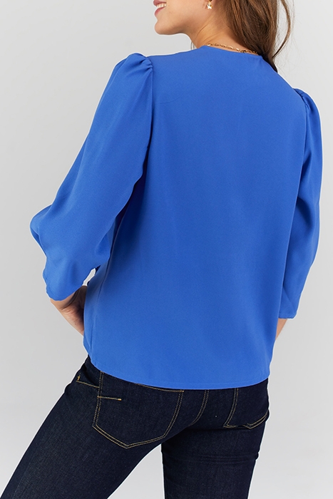 COBALT EYELET EMBROIDERY BLOUSE 2