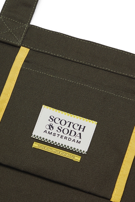 CANVAS TOTE WITH PATCHED-ON ARTWORK FIELD GREEN 5