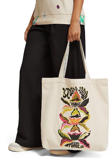 CANVAS ARTWORK TOTE ECRU 2