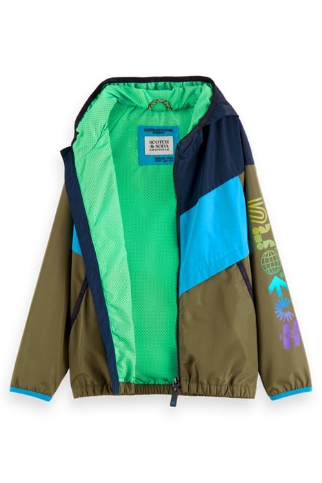 COLOUR BLOCK LIGHTWEIGHT JACKET IN RECYCLED POLYESTER COLOUR 5