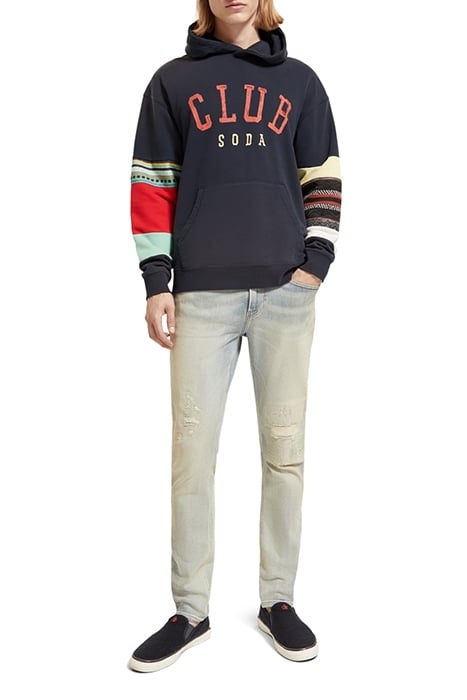 RELAXED FIT CLUB SODA APPLIQUE HOODIE IN ORGANIC COTTON NIGH 3