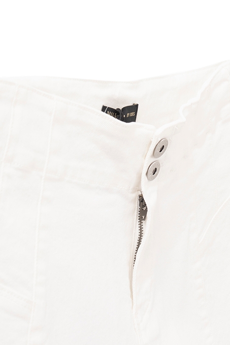 GIRLS’ WHITE HIGH-WAIST SLIM SHORTS 4