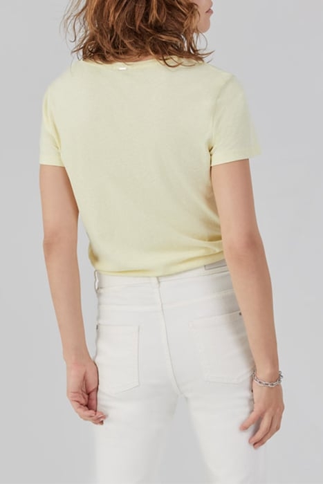 WOMEN'S YELLOW DEEP DYE SLOGAN IMAGE T-SHIRT 2