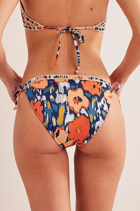 CROCHET TRIM BIKINI BOTTOMS NAVY, ABSTRACT POPPY 2