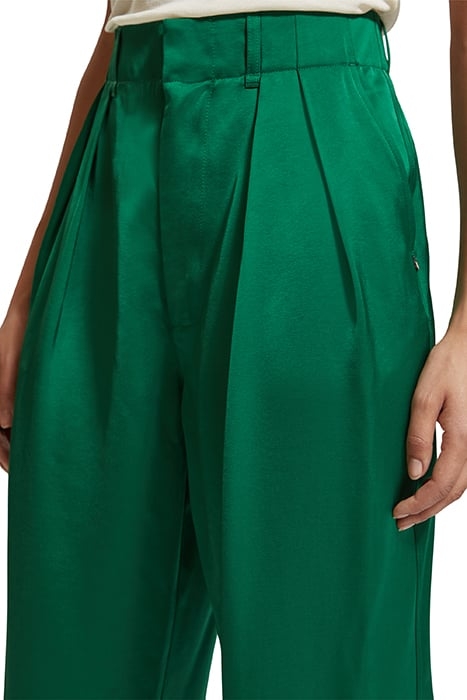 FAYE - HIGH RISE RELAXED TAPERED LEG PINE TREE 6