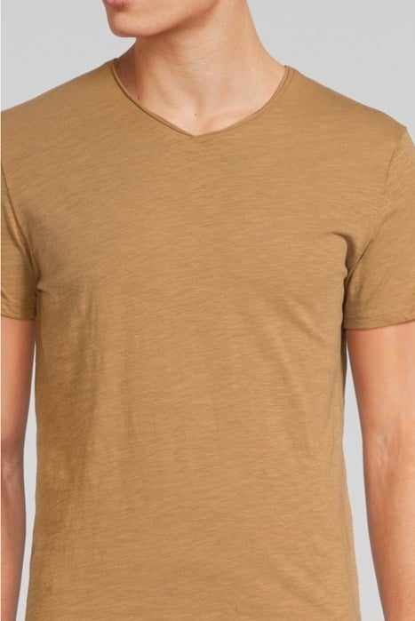 CAPPUCCINO ESSENTIAL V-NECK T-SHIRT CAPPUCINO 4