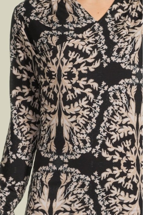 LONG SLEEVE TOP HIGH WRAP ORNAMENT PRINT BLACKS 4